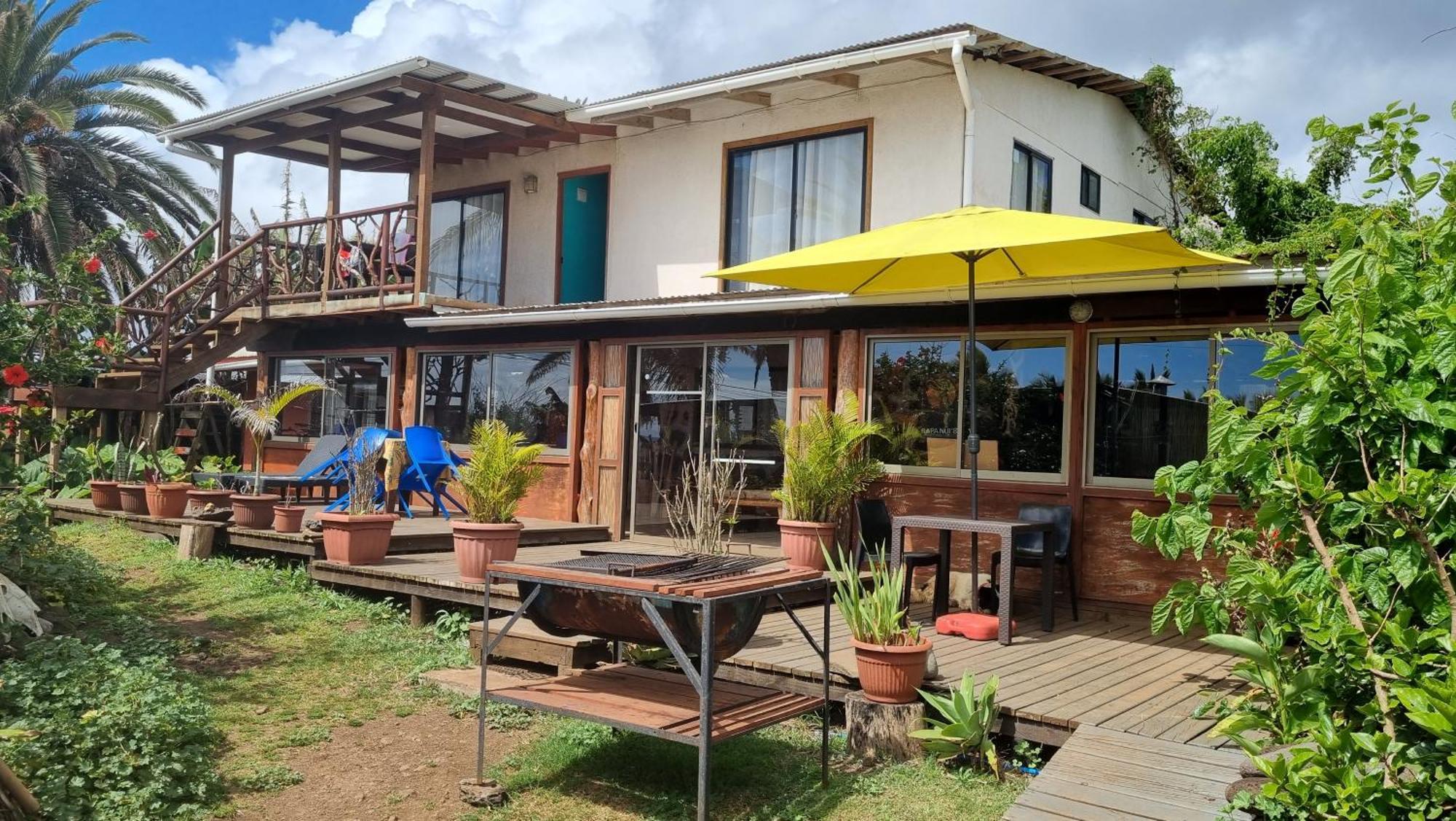 Hostal Vieroto Hanga Roa Buitenkant foto