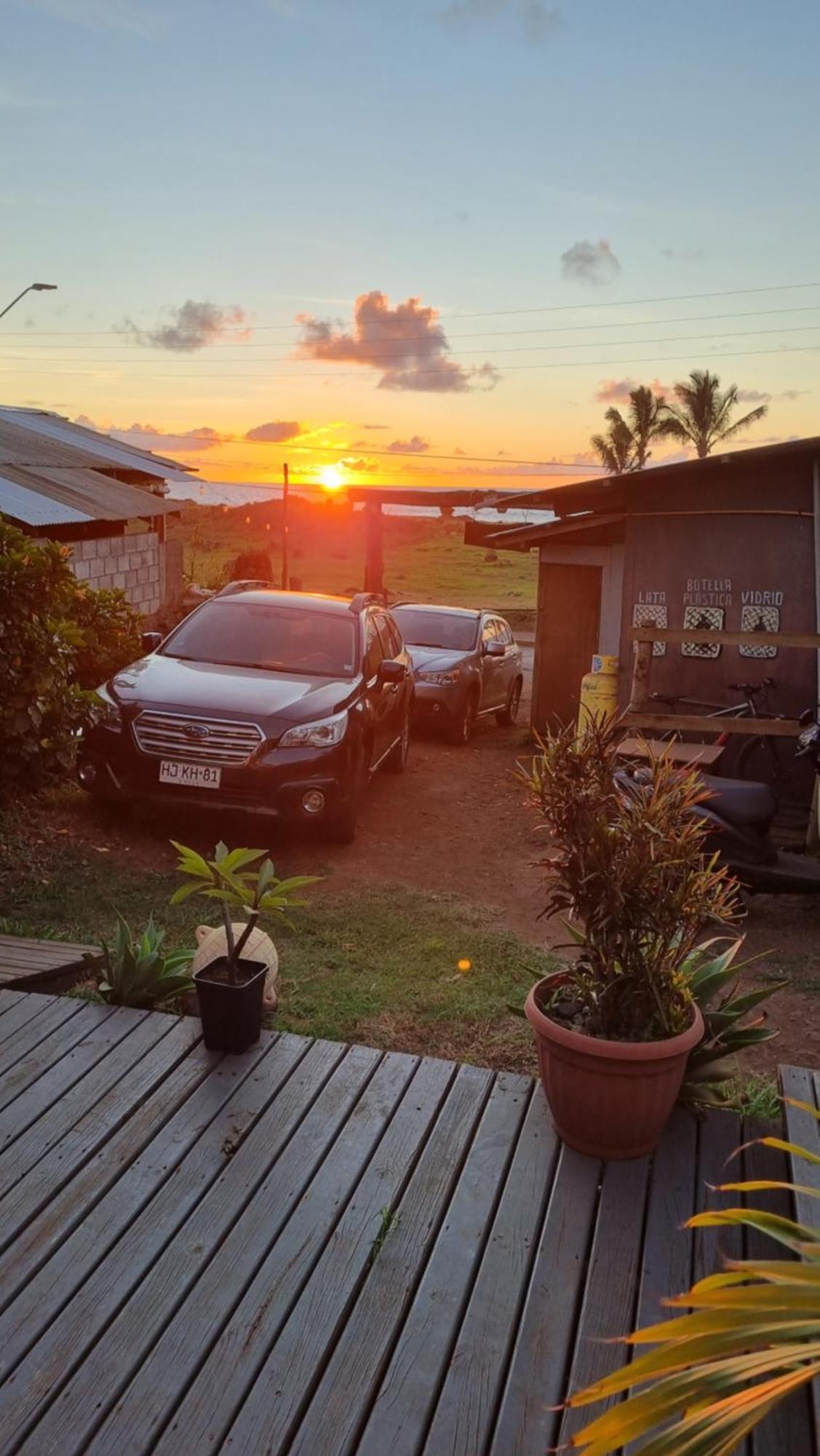 Hostal Vieroto Hanga Roa Buitenkant foto
